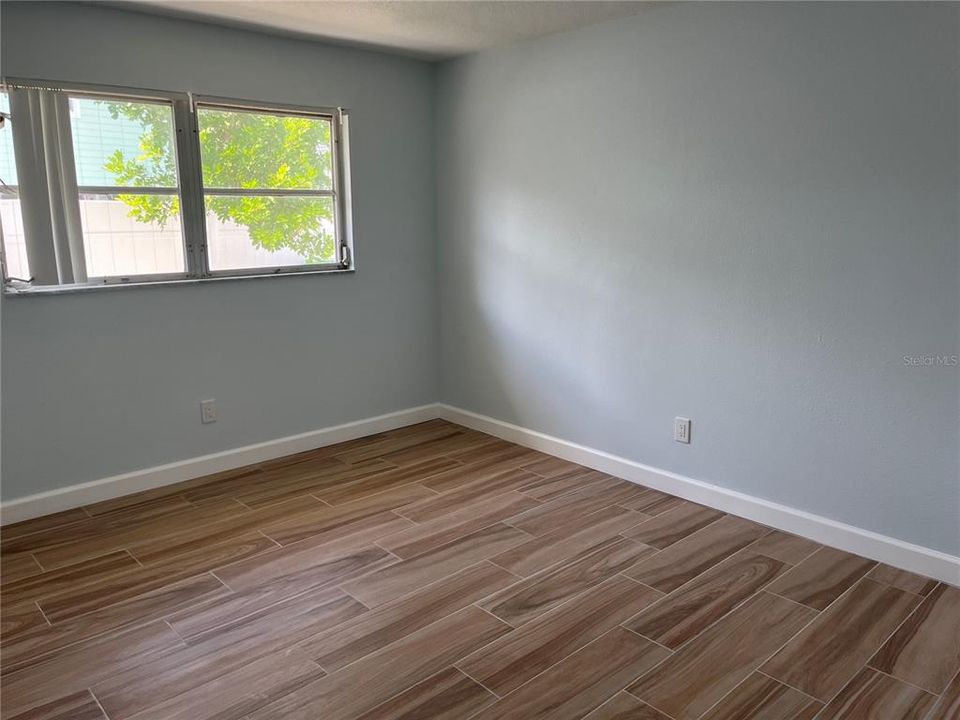 For Sale: $929,000 (3 beds, 2 baths, 1842 Square Feet)