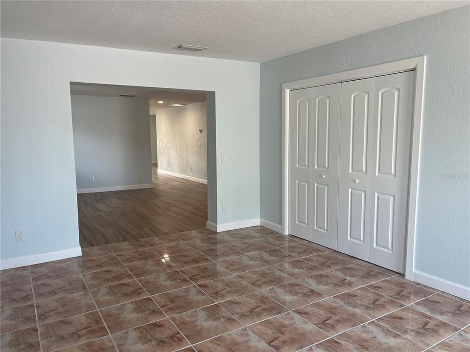 For Sale: $929,000 (3 beds, 2 baths, 1842 Square Feet)