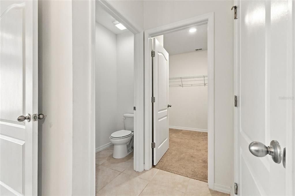 На продажу: $285,000 (4 спален, 2 ванн, 1851 Квадратных фут)