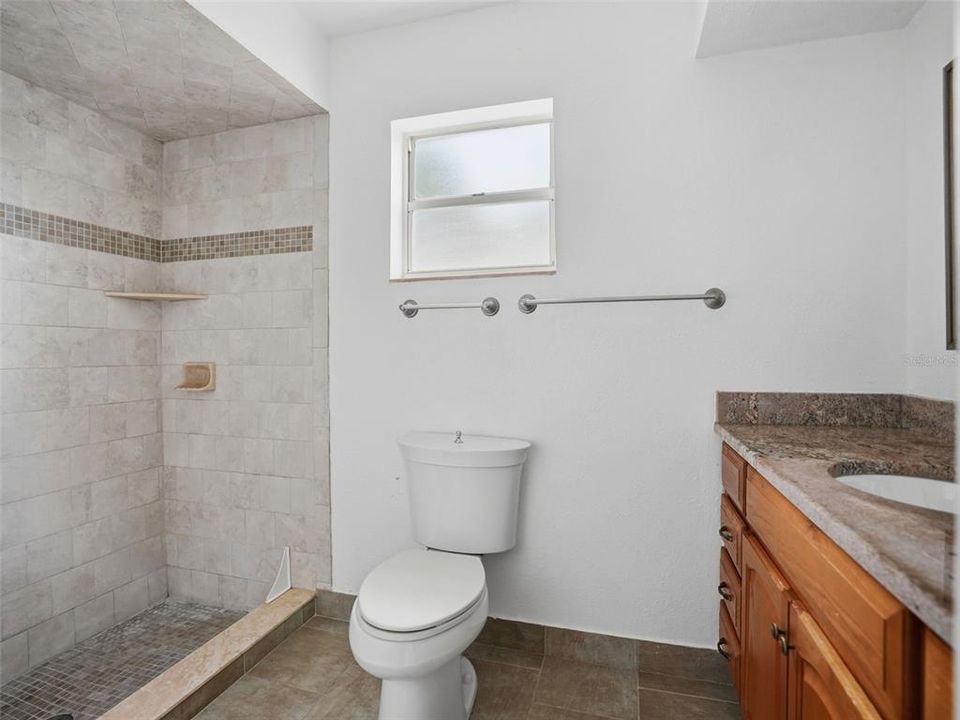 En Venta: $234,900 (2 camas, 2 baños, 1382 Pies cuadrados)