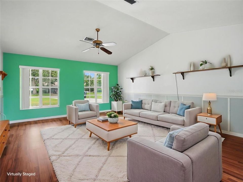En Venta: $234,900 (2 camas, 2 baños, 1382 Pies cuadrados)