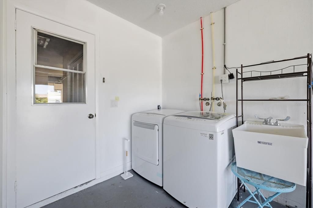 En Venta: $365,000 (2 camas, 2 baños, 1530 Pies cuadrados)
