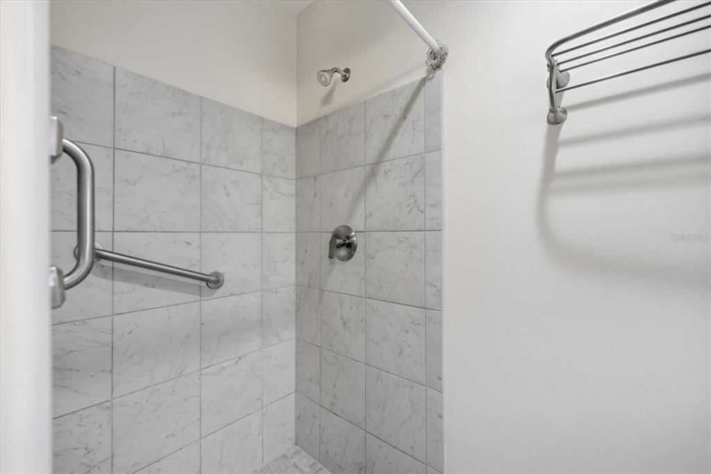 En Venta: $365,000 (2 camas, 2 baños, 1530 Pies cuadrados)