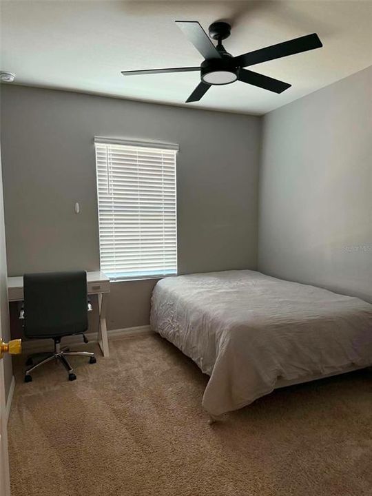 En Venta: $215,000 (3 camas, 2 baños, 1624 Pies cuadrados)