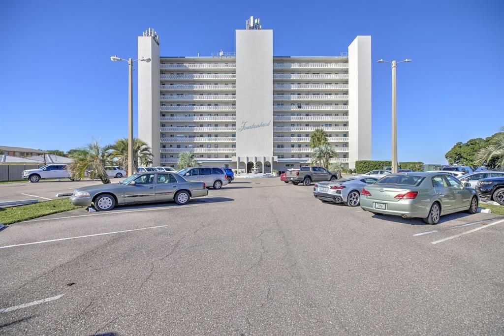 На продажу: $169,900 (2 спален, 2 ванн, 1116 Квадратных фут)