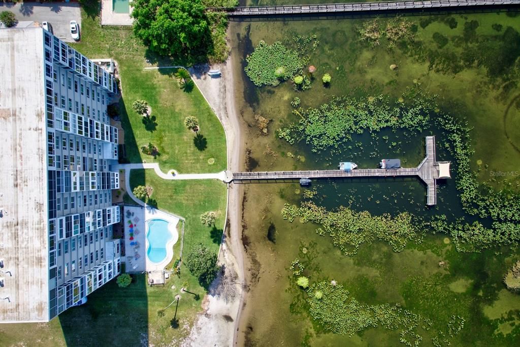 На продажу: $169,900 (2 спален, 2 ванн, 1116 Квадратных фут)