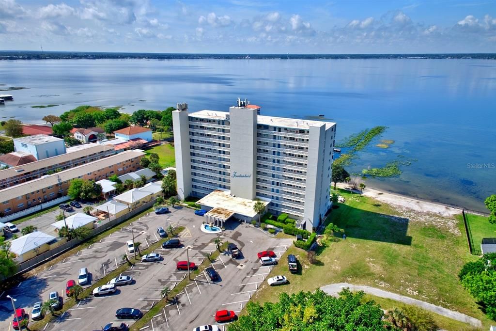 На продажу: $169,900 (2 спален, 2 ванн, 1116 Квадратных фут)