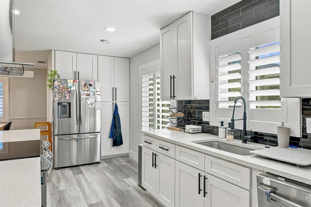 For Sale: $499,000 (3 beds, 2 baths, 1648 Square Feet)