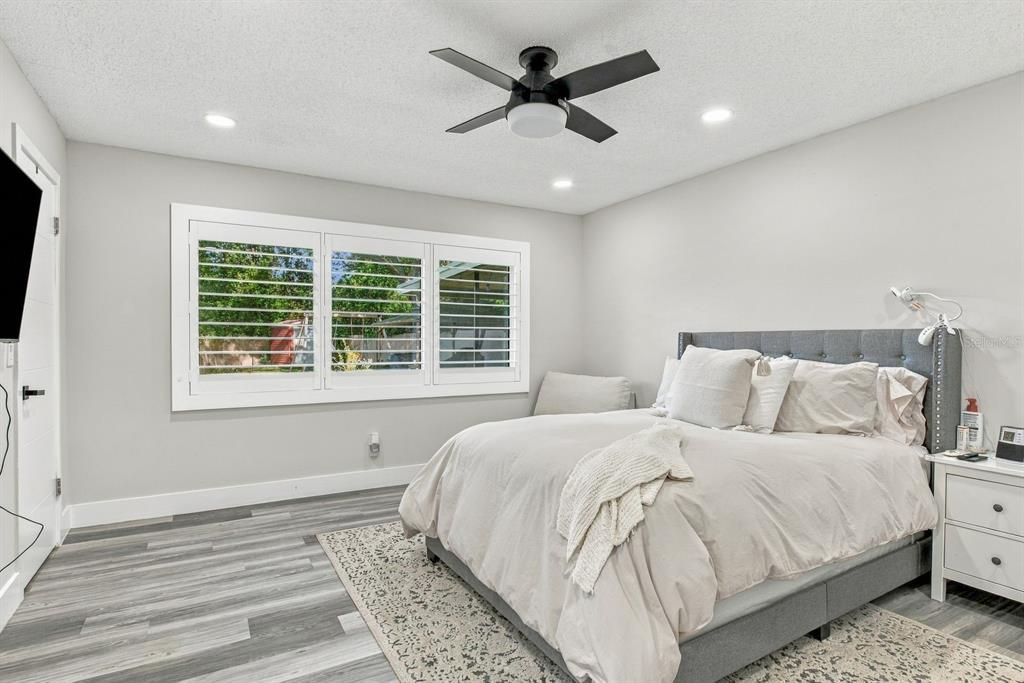 For Sale: $499,000 (3 beds, 2 baths, 1648 Square Feet)