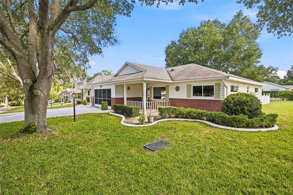For Sale: $199,990 (2 beds, 2 baths, 1748 Square Feet)