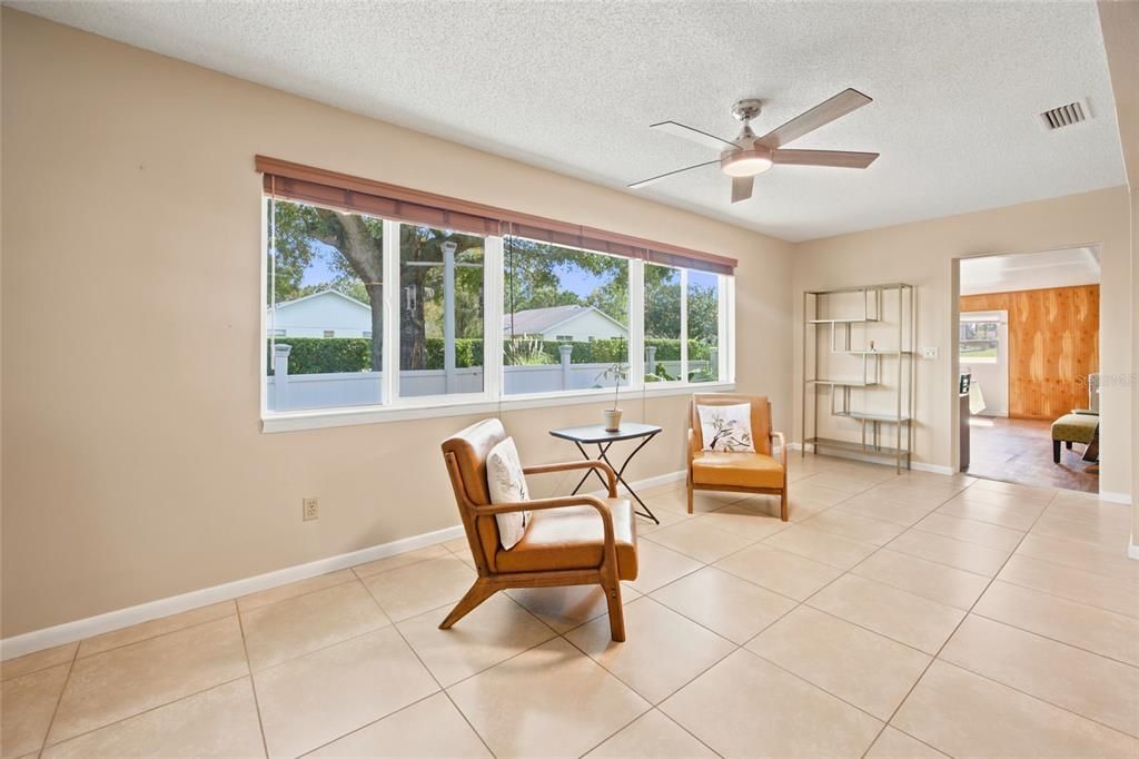 For Sale: $199,990 (2 beds, 2 baths, 1748 Square Feet)