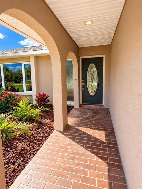 For Sale: $239,000 (4 beds, 2 baths, 2176 Square Feet)