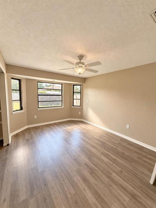For Sale: $239,000 (4 beds, 2 baths, 2176 Square Feet)