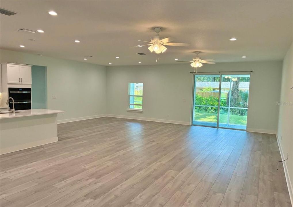 For Sale: $499,000 (3 beds, 2 baths, 2192 Square Feet)
