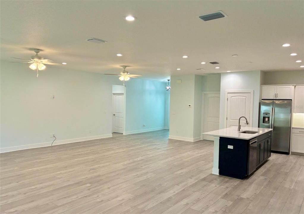 For Sale: $499,000 (3 beds, 2 baths, 2192 Square Feet)