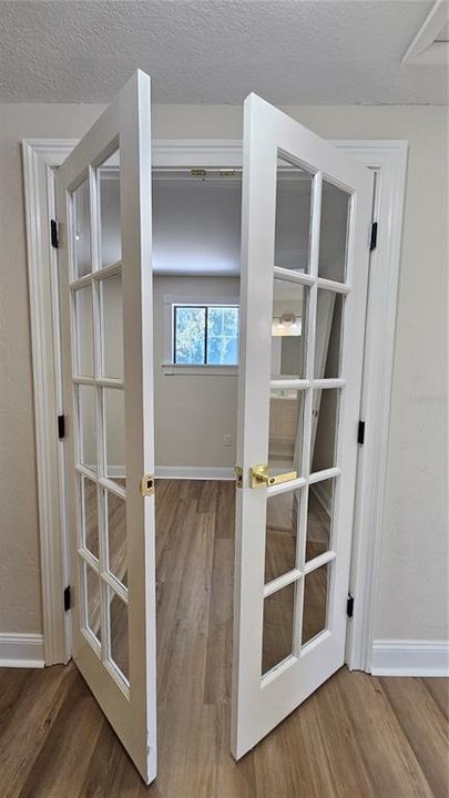 На продажу: $325,000 (5 спален, 4 ванн, 3115 Квадратных фут)