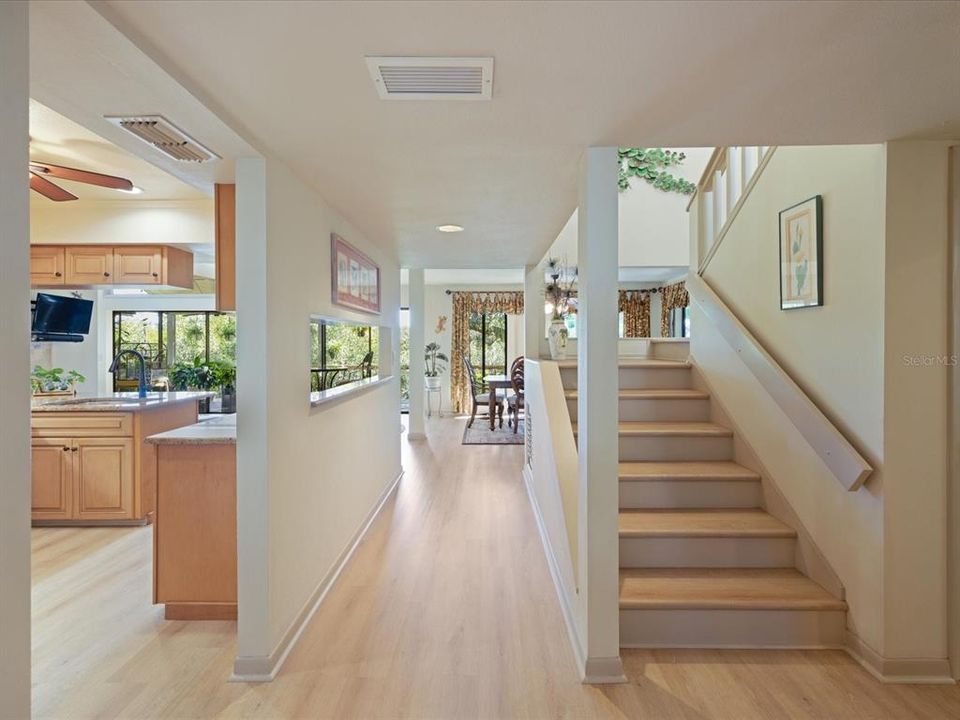For Sale: $559,900 (3 beds, 2 baths, 2422 Square Feet)