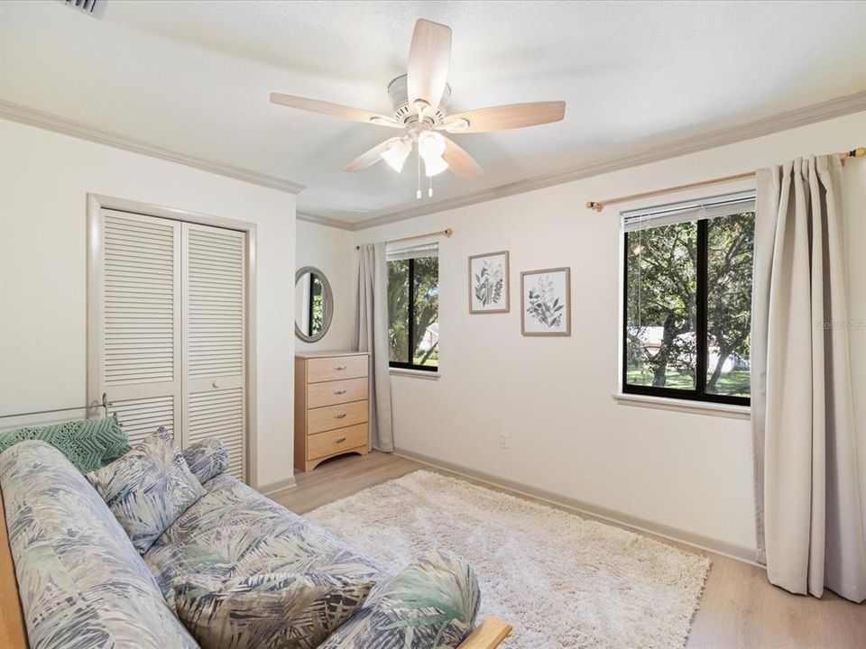 For Sale: $559,900 (3 beds, 2 baths, 2422 Square Feet)