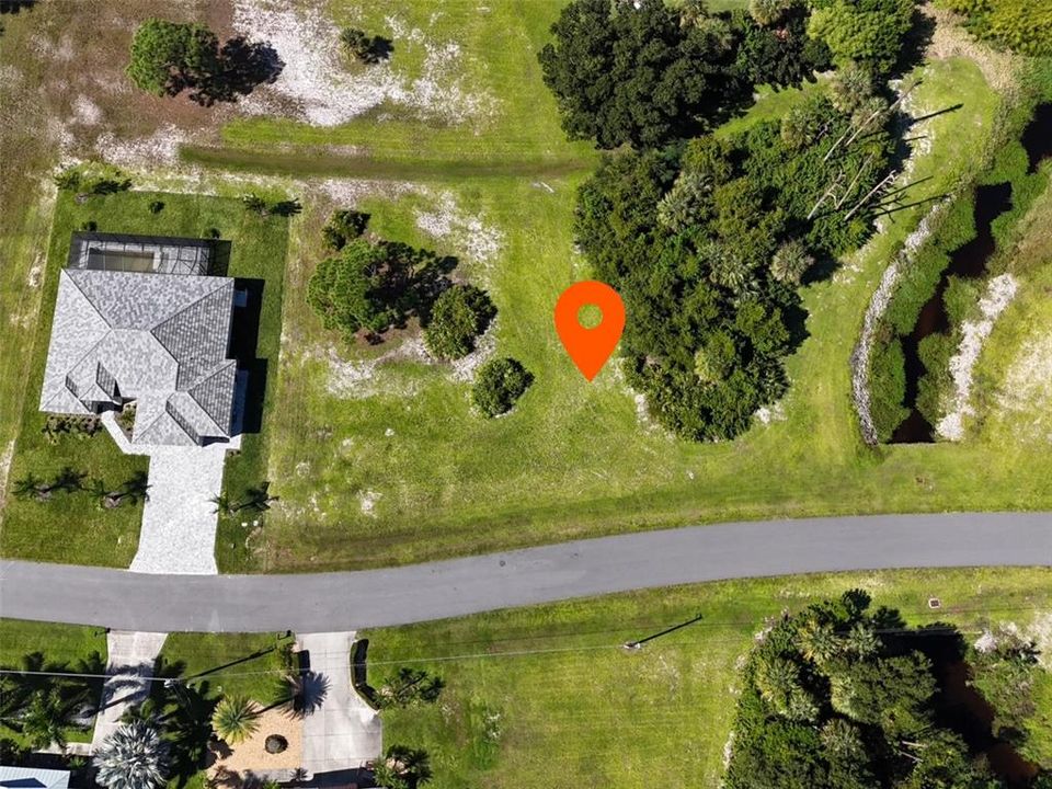 待售: $44,900 (0.22 acres)