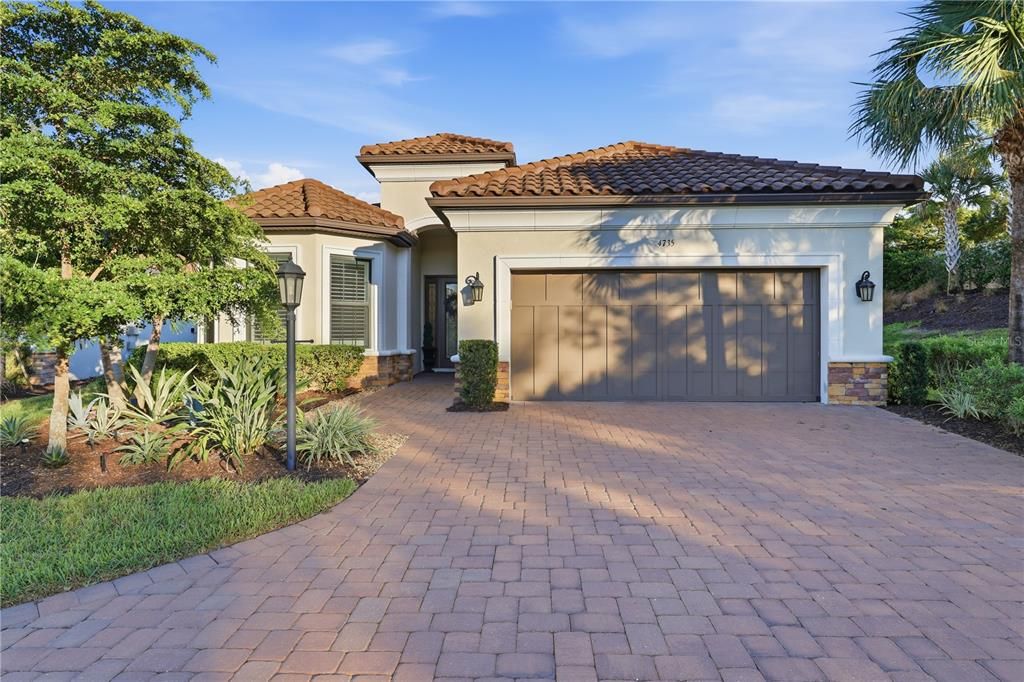 En Venta: $999,999 (4 camas, 3 baños, 2536 Pies cuadrados)