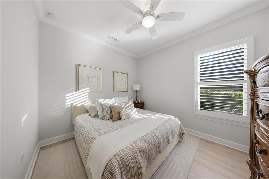 En Venta: $999,999 (4 camas, 3 baños, 2536 Pies cuadrados)