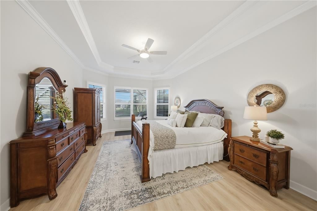 En Venta: $999,999 (4 camas, 3 baños, 2536 Pies cuadrados)