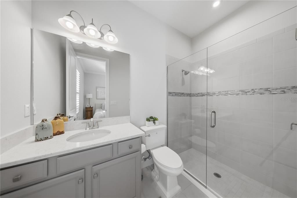 En Venta: $999,999 (4 camas, 3 baños, 2536 Pies cuadrados)