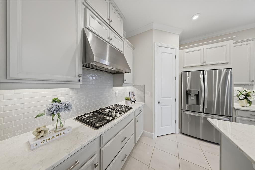 En Venta: $999,999 (4 camas, 3 baños, 2536 Pies cuadrados)