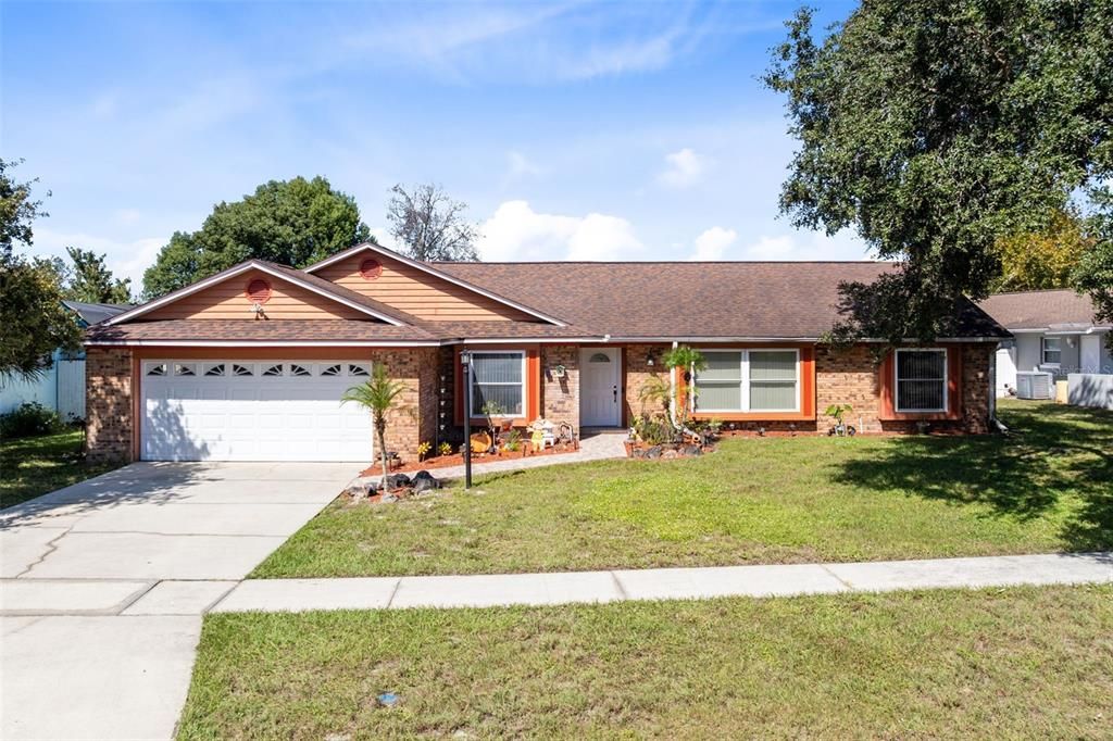 For Sale: $519,000 (4 beds, 2 baths, 2180 Square Feet)