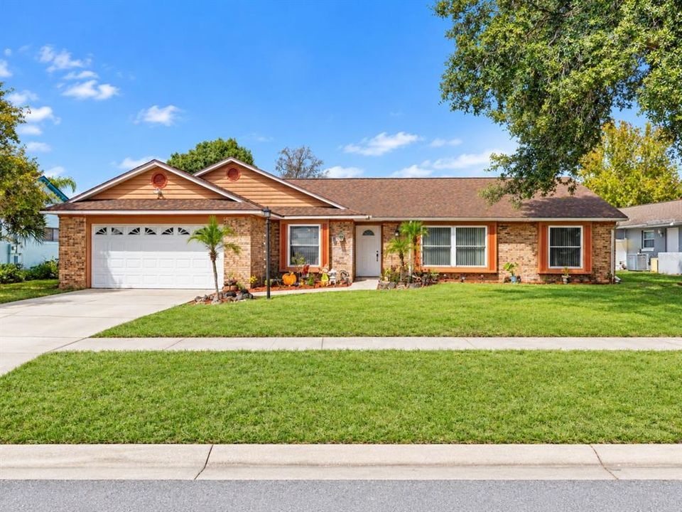 For Sale: $519,000 (4 beds, 2 baths, 2180 Square Feet)