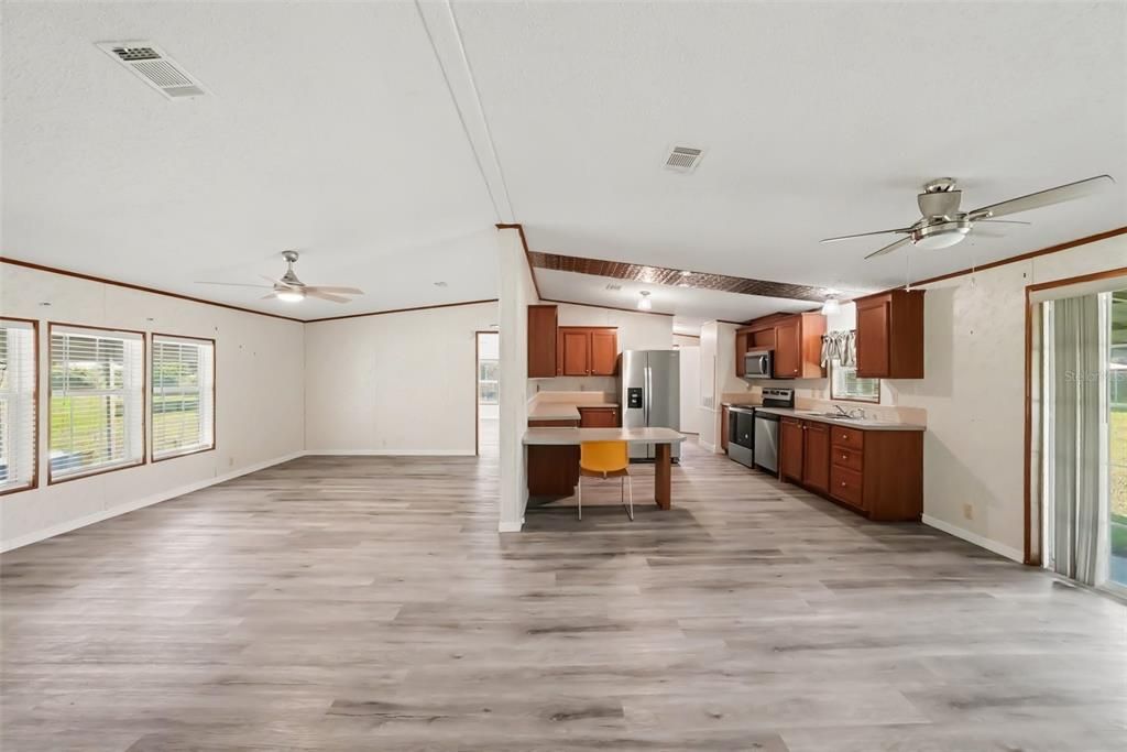 En Venta: $699,500 (3 camas, 2 baños, 1512 Pies cuadrados)