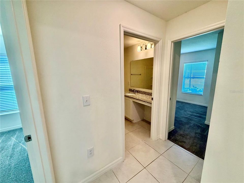 For Sale: $329,900 (4 beds, 2 baths, 1983 Square Feet)