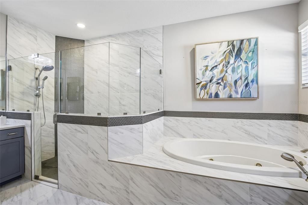 En Venta: $925,000 (4 camas, 3 baños, 2769 Pies cuadrados)