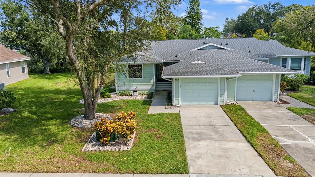 待售: $329,900 (2 贝兹, 2 浴室, 1240 平方英尺)