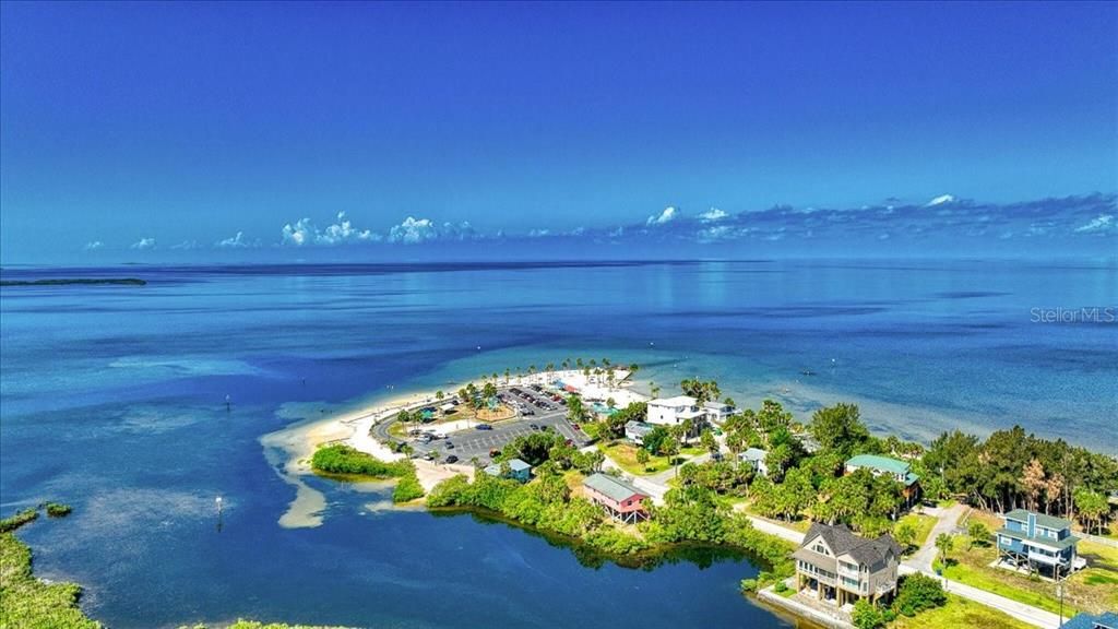 For Sale: $695,000 (0.97 acres)