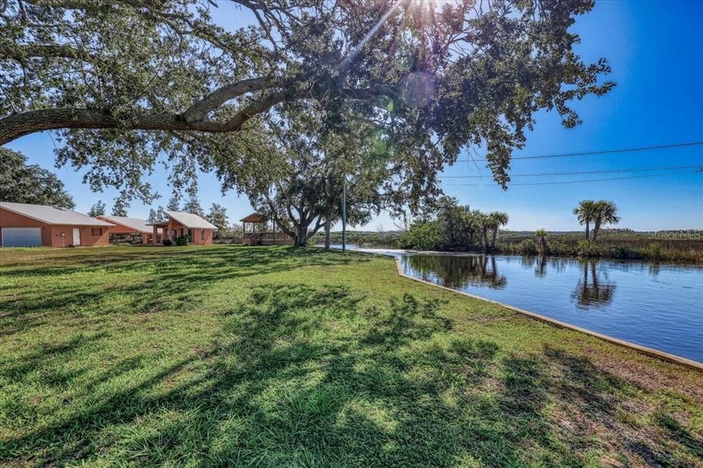 For Sale: $695,000 (0.97 acres)