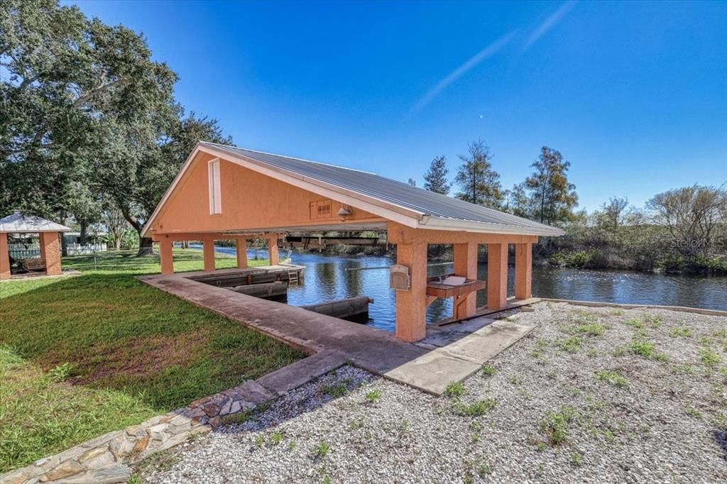 For Sale: $695,000 (0.97 acres)