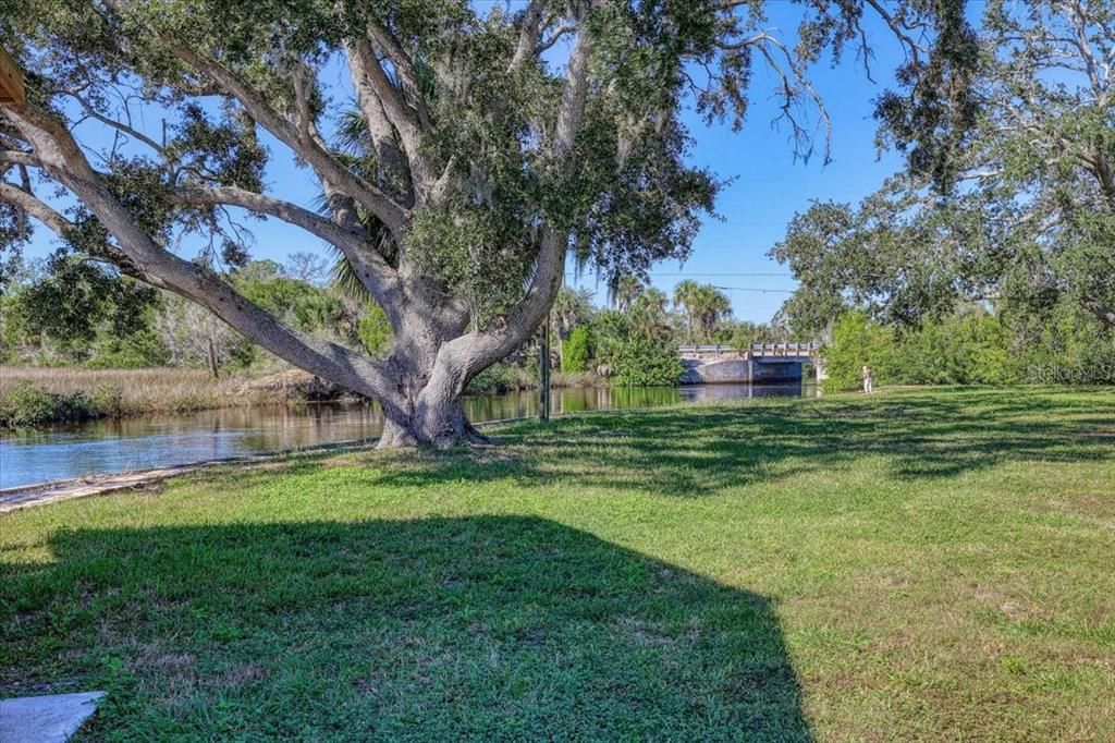 For Sale: $695,000 (0.97 acres)