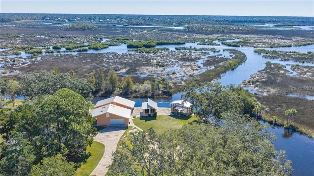 For Sale: $695,000 (0.97 acres)
