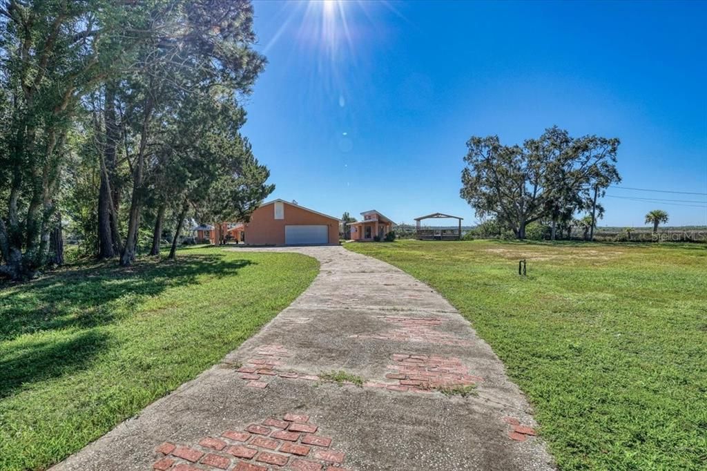 For Sale: $695,000 (0.97 acres)