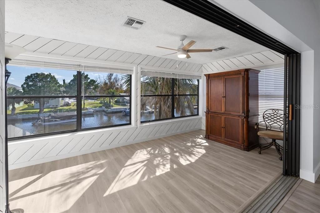 For Sale: $575,000 (3 beds, 2 baths, 1676 Square Feet)