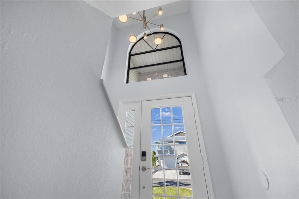 For Sale: $575,000 (3 beds, 2 baths, 1676 Square Feet)