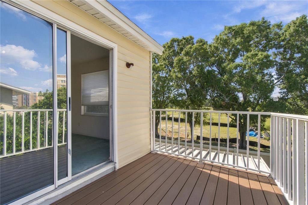 For Sale: $299,000 (4 beds, 3 baths, 1834 Square Feet)