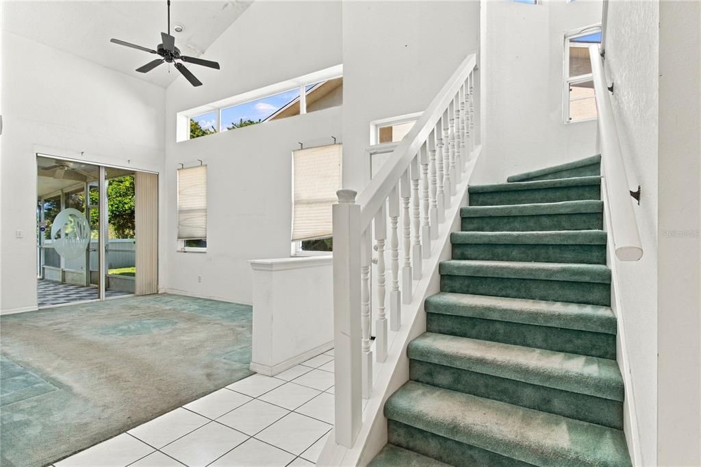 For Sale: $299,000 (4 beds, 3 baths, 1834 Square Feet)