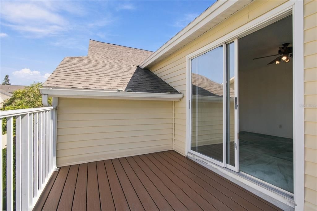 For Sale: $299,000 (4 beds, 3 baths, 1834 Square Feet)