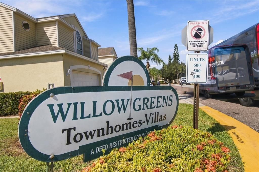 For Sale: $299,000 (4 beds, 3 baths, 1834 Square Feet)