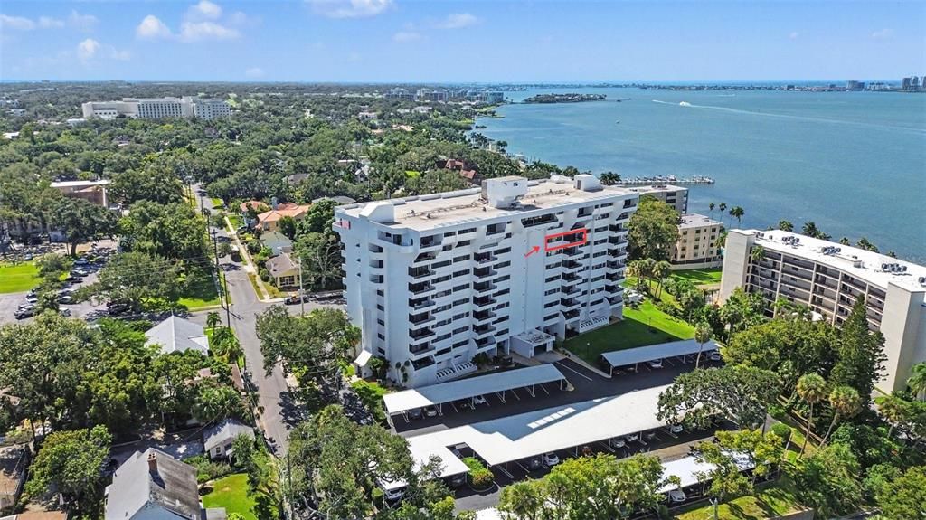 For Sale: $265,000 (1 beds, 1 baths, 1010 Square Feet)