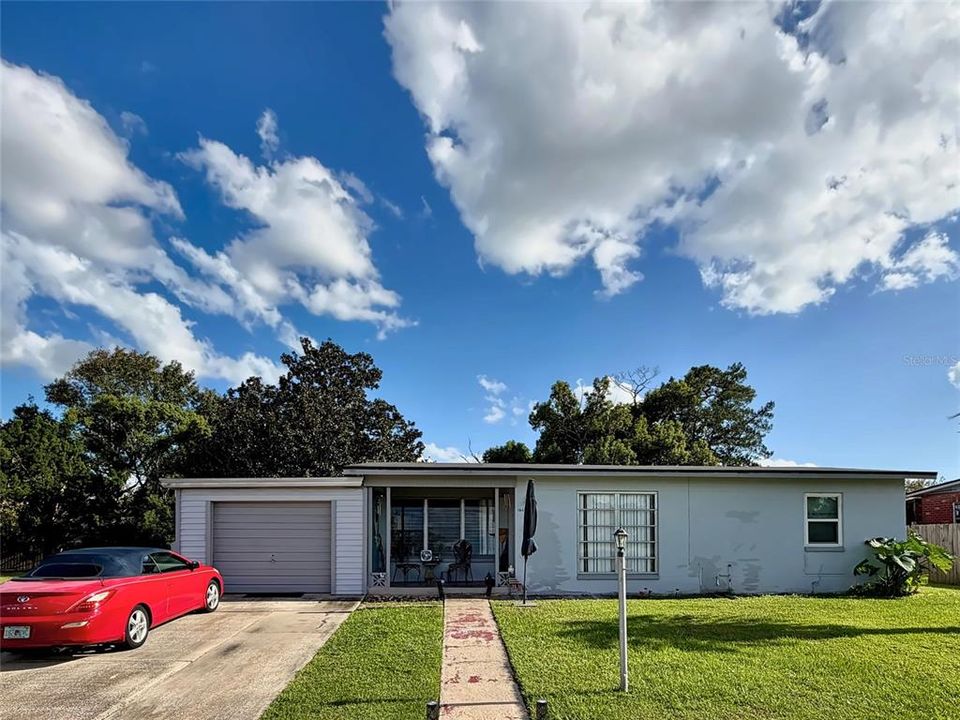 En Venta: $199,900 (2 camas, 1 baños, 844 Pies cuadrados)