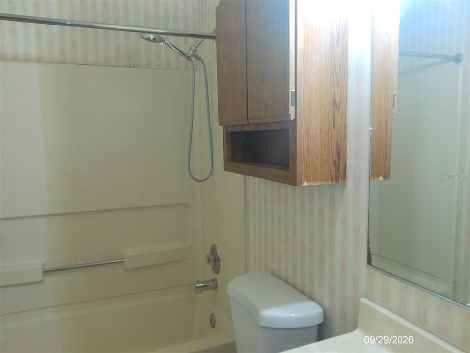 На продажу: $149,900 (3 спален, 2 ванн, 1200 Квадратных фут)