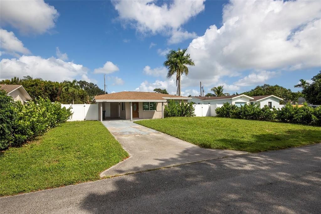 En Venta: $394,950 (3 camas, 2 baños, 927 Pies cuadrados)
